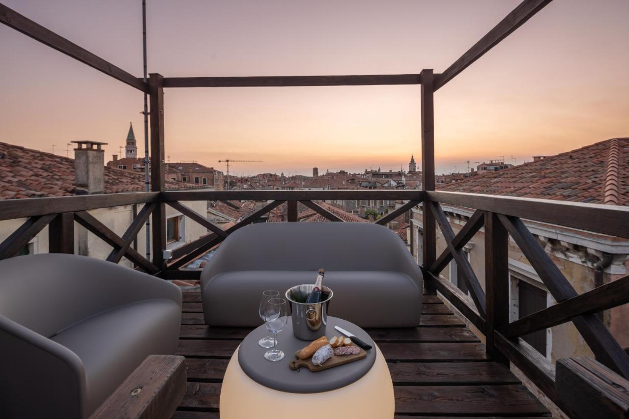 Lion Palace - San Marco R&R Венеція Екстер'єр фото